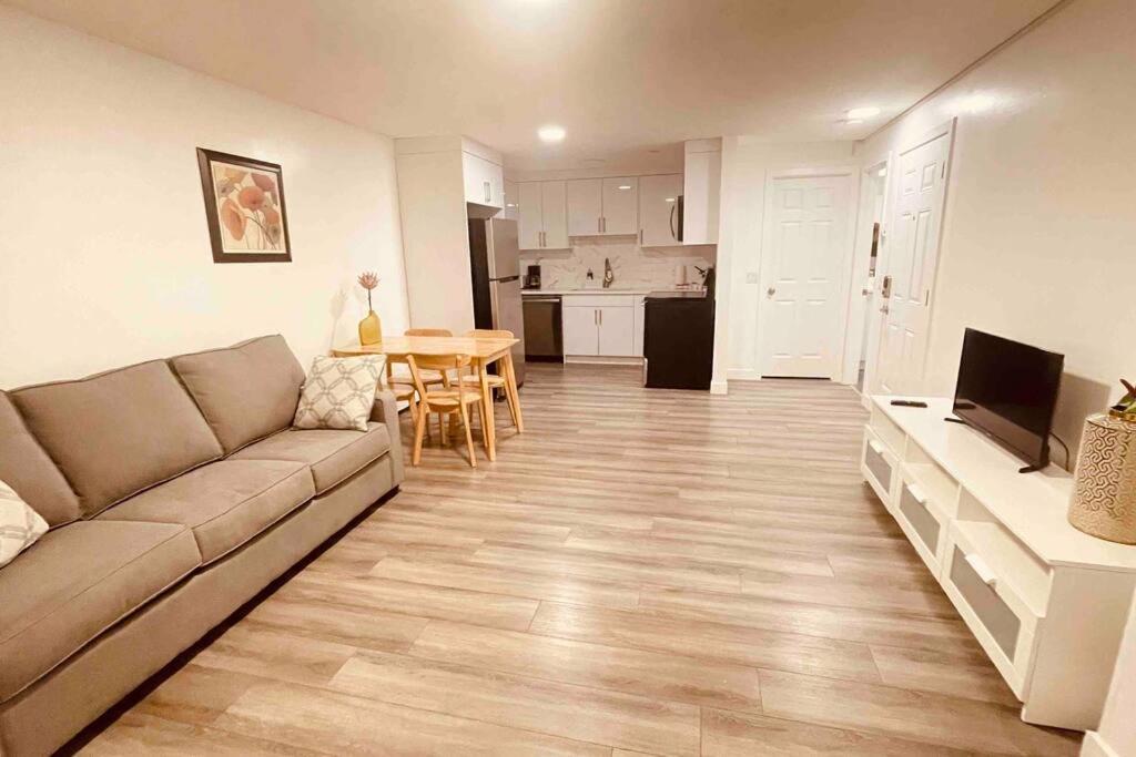 坎莫尔Unit #201 Cozy Mountain View 1Br In Dt公寓 外观 照片